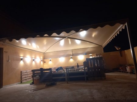 مظلات وسواتر في النماص